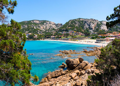mesto Baja Sardinia